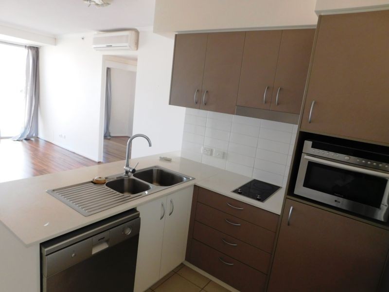 807/11 Ellenborough Street, Ipswich QLD 4305