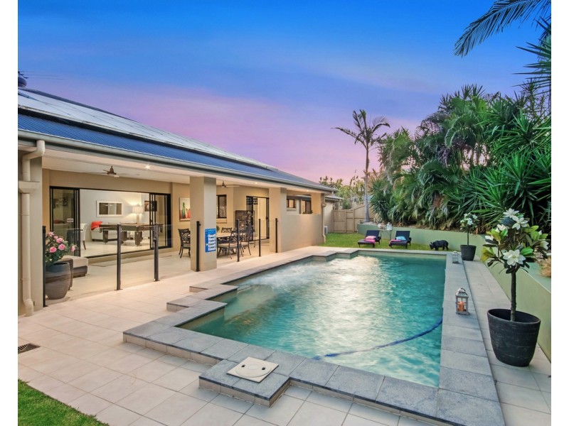 22 Donald Place, Brassall QLD 4305