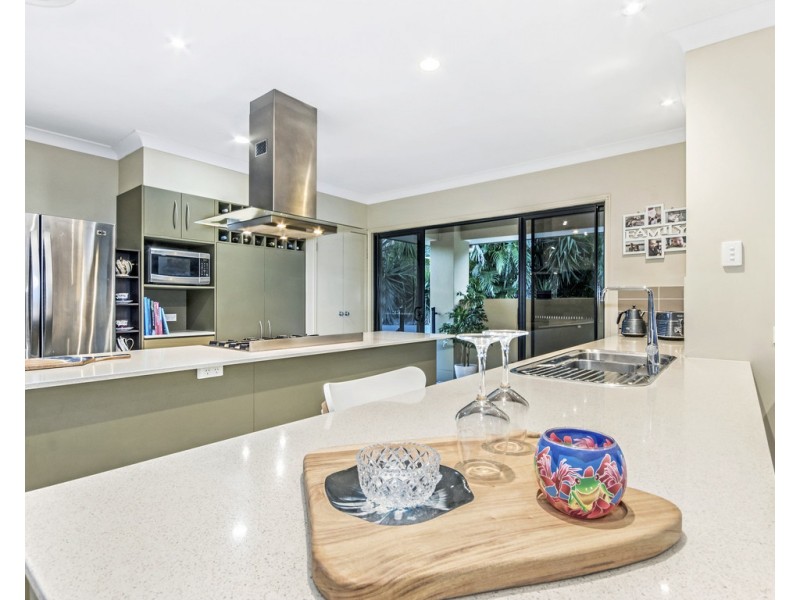 22 Donald Place, Brassall QLD 4305