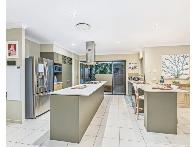 22 Donald Place, Brassall QLD 4305