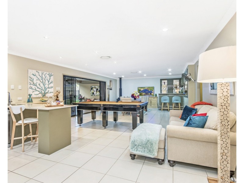 22 Donald Place, Brassall QLD 4305
