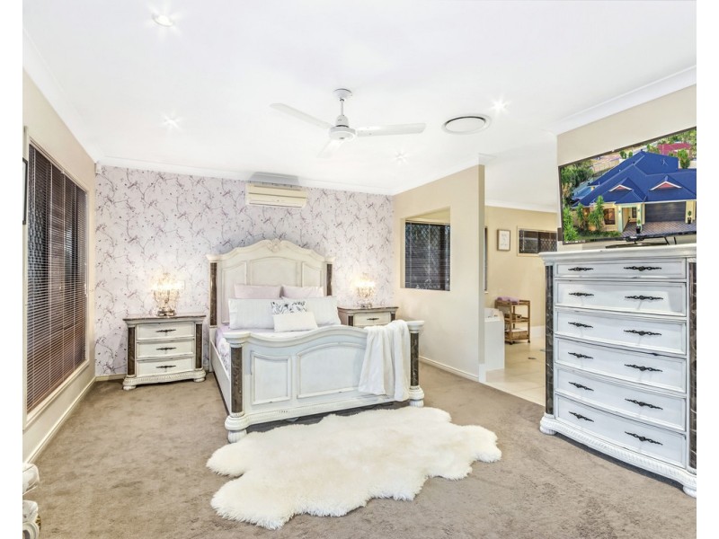 22 Donald Place, Brassall QLD 4305