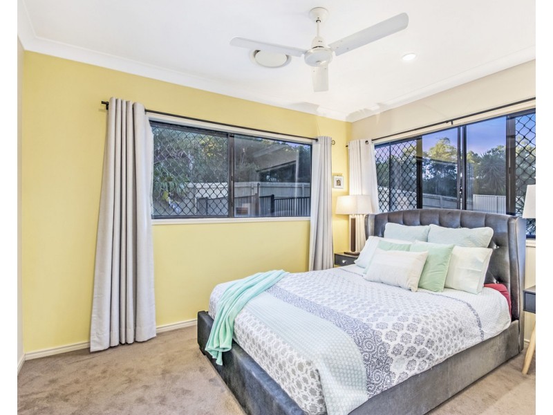 22 Donald Place, Brassall QLD 4305