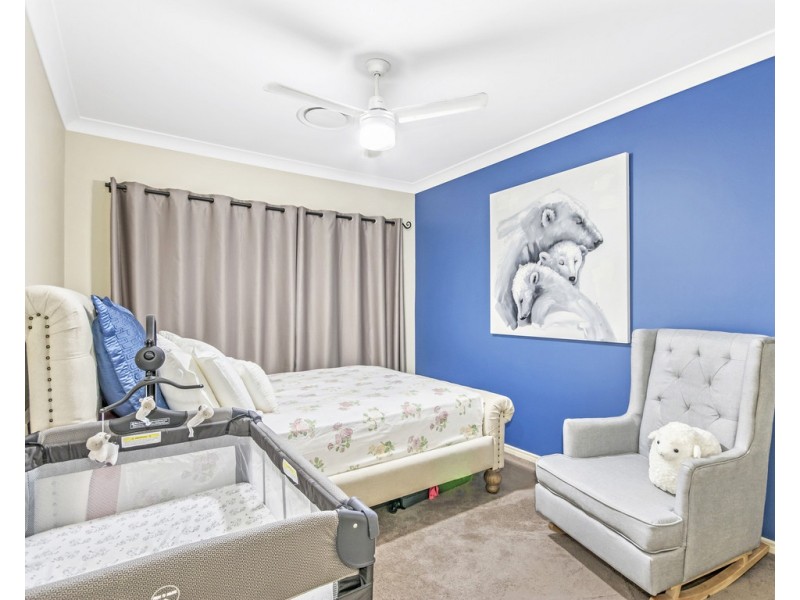 22 Donald Place, Brassall QLD 4305