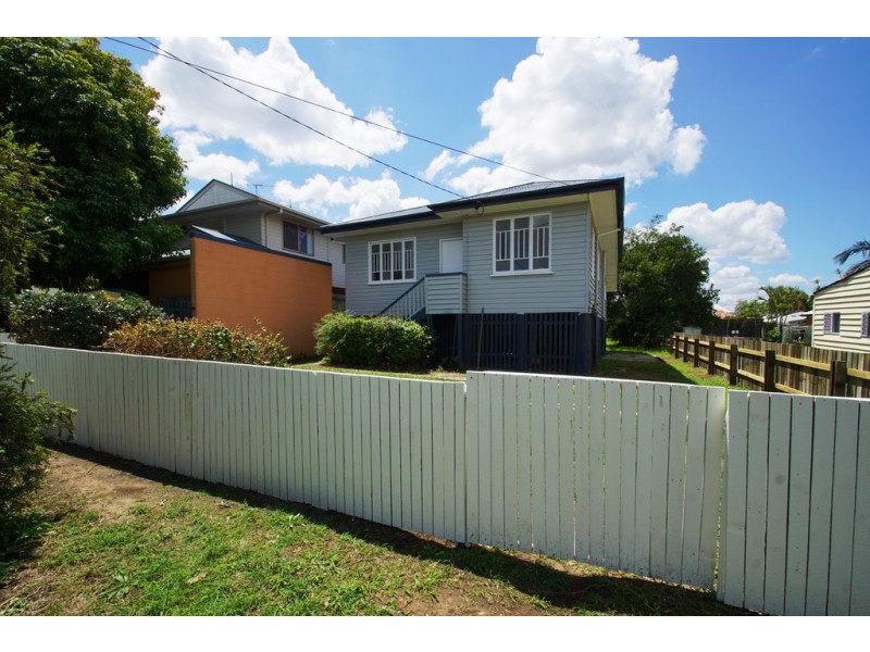22 Lowry Street, North Ipswich QLD 4305