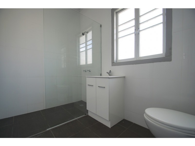 22 Lowry Street, North Ipswich QLD 4305