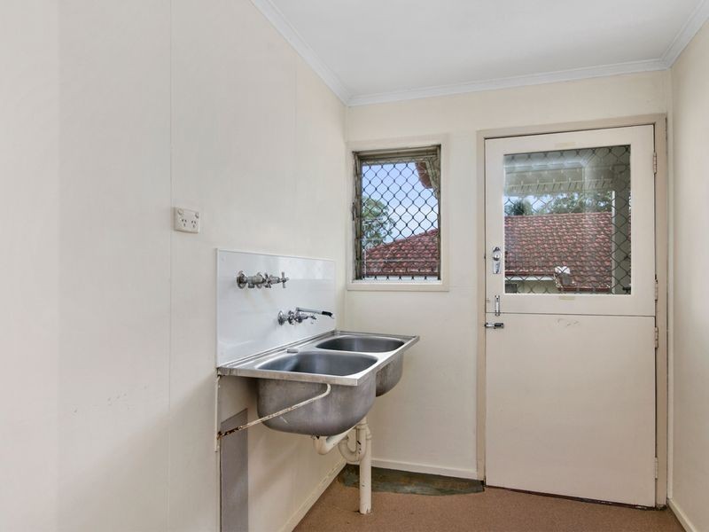 50 Jane Street, Leichhardt QLD 4305