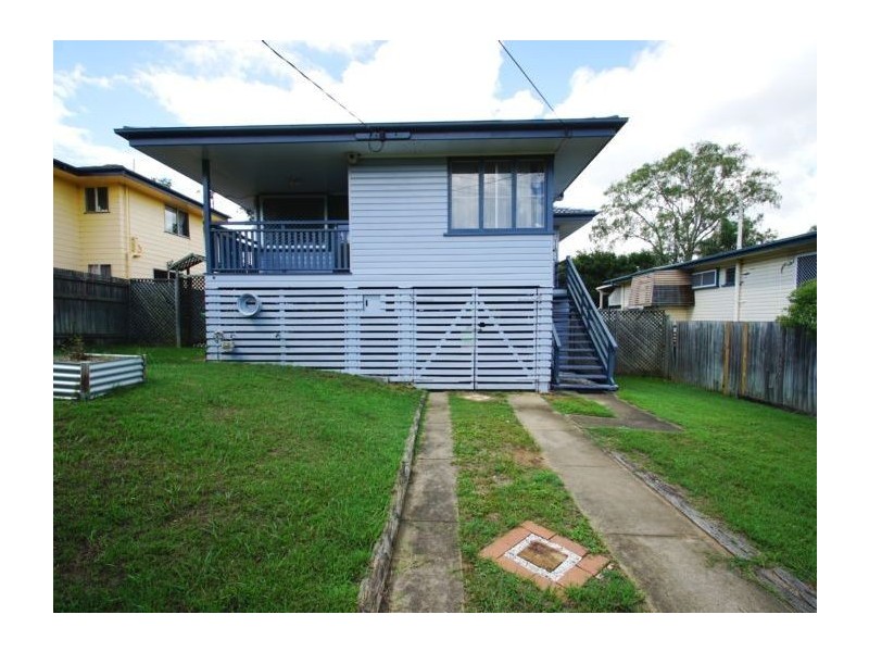 52 Kynance Street, Leichhardt QLD 4305