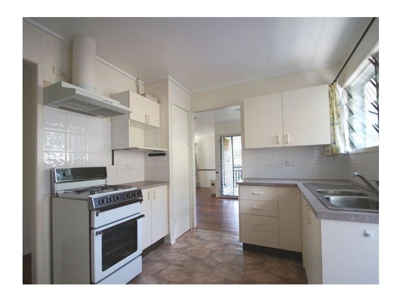 52 Kynance Street, Leichhardt QLD 4305