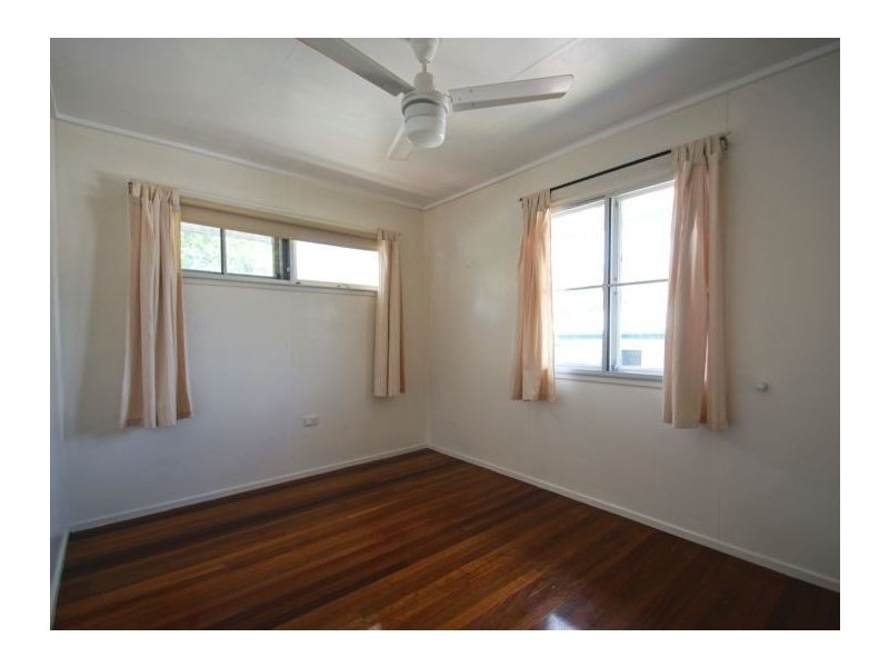 52 Kynance Street, Leichhardt QLD 4305