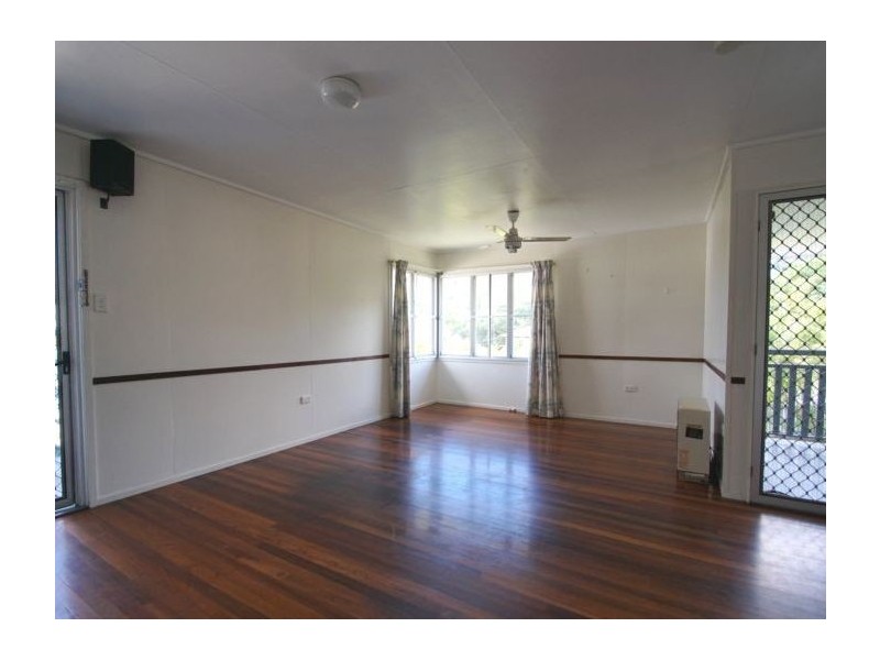 52 Kynance Street, Leichhardt QLD 4305