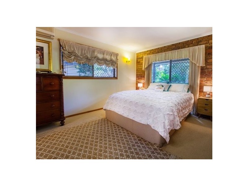 6 Oak Street, Bundamba QLD 4304