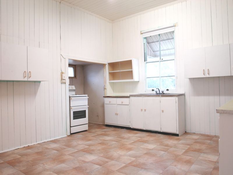 13 Brisbane Road, Ebbw Vale QLD 4304