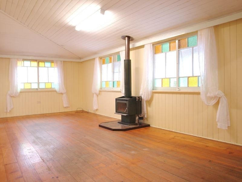 13 Brisbane Road, Ebbw Vale QLD 4304