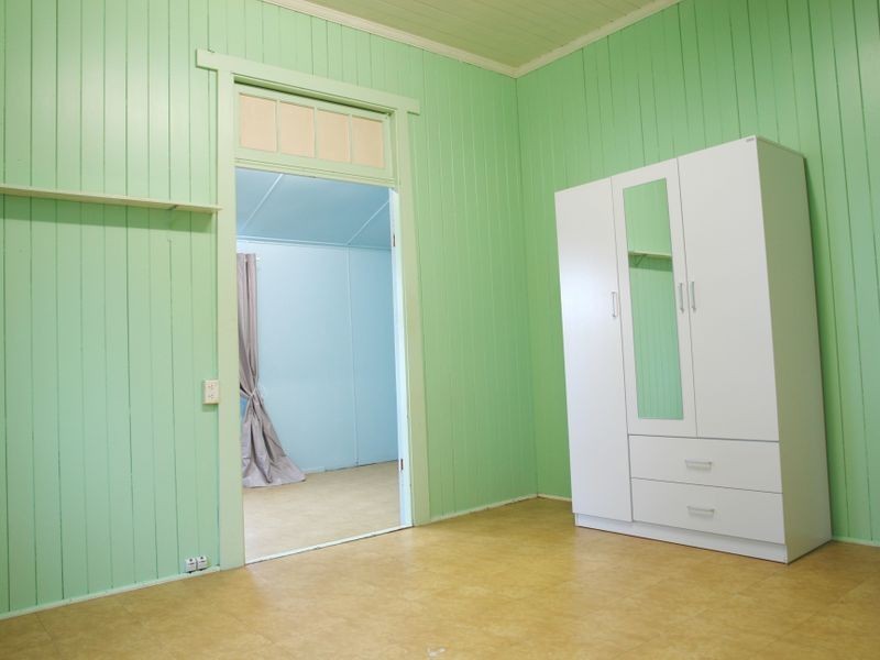 13 Brisbane Road, Ebbw Vale QLD 4304