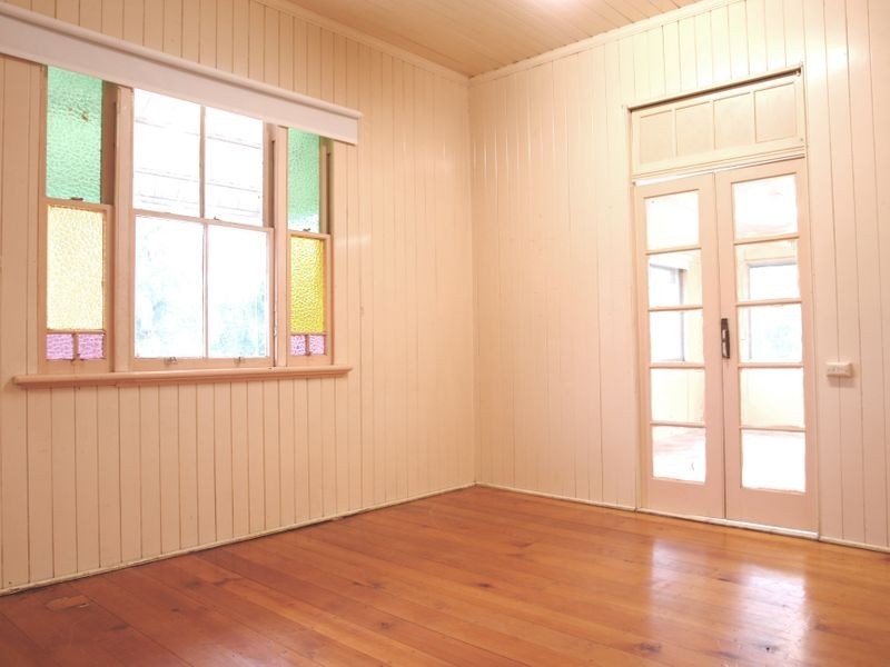 13 Brisbane Road, Ebbw Vale QLD 4304