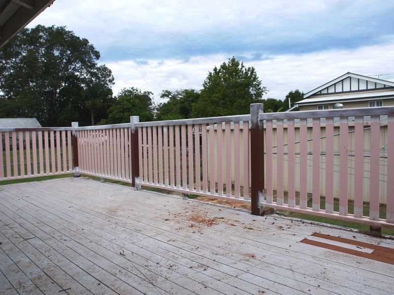 13 Brisbane Road, Ebbw Vale QLD 4304