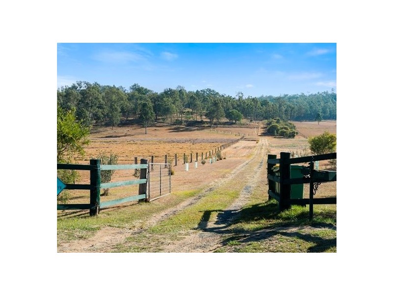 1242 Ripley Road, South Ripley QLD 4306