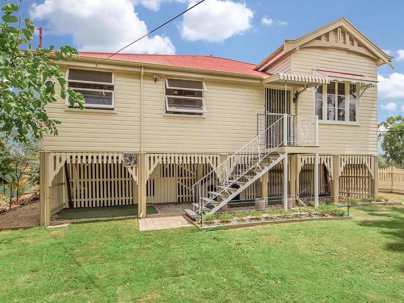 32 Waterworks Road, Brassall QLD 4305