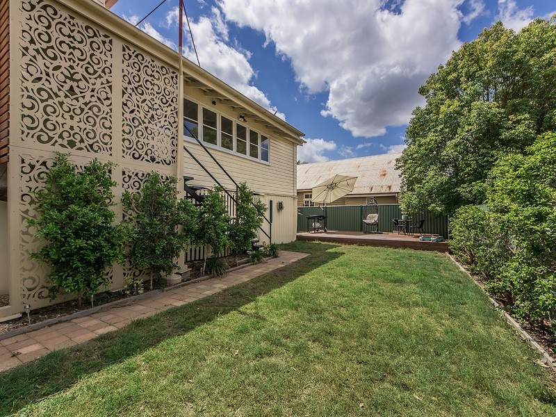 32 Waterworks Road, Brassall QLD 4305