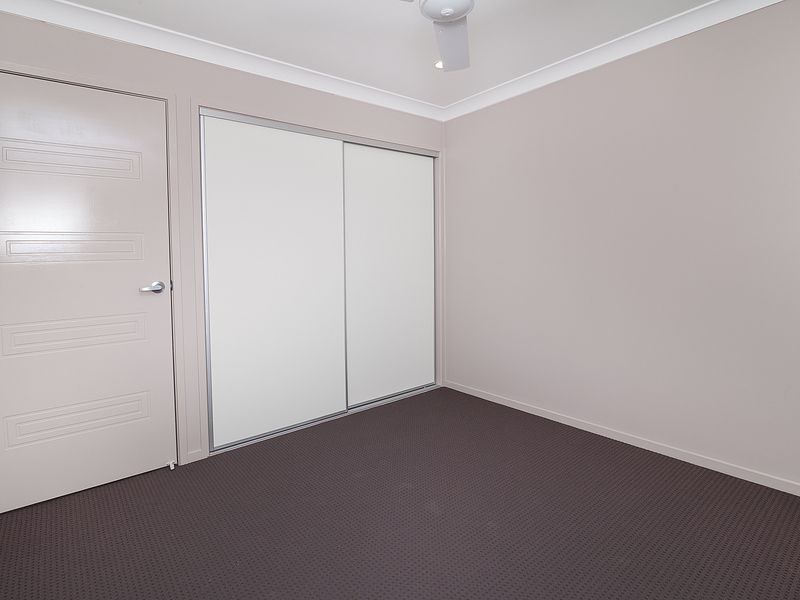 39 Creek Street, Bundamba QLD 4304