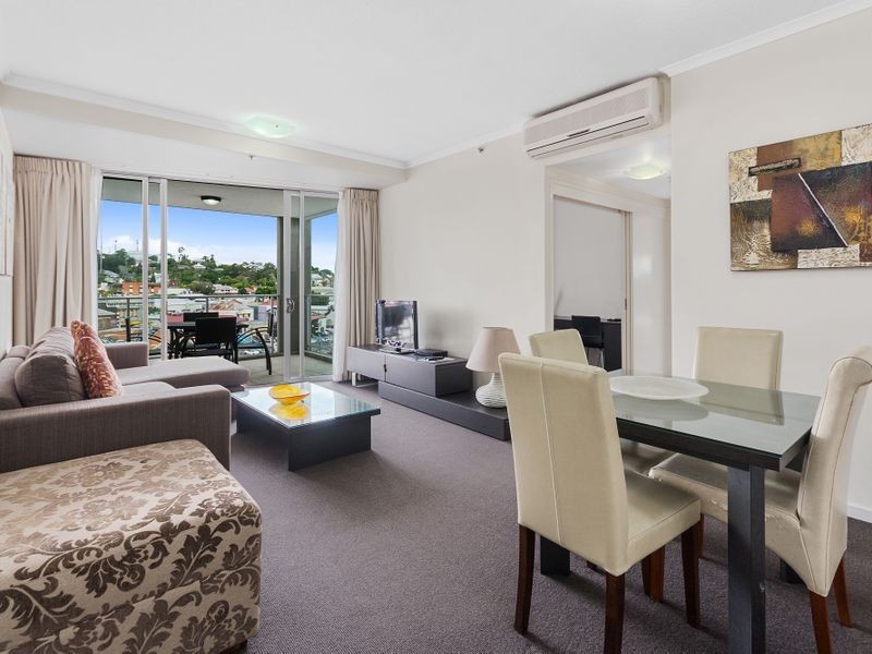 607/11 Ellenborough Street, Woodend QLD 4305