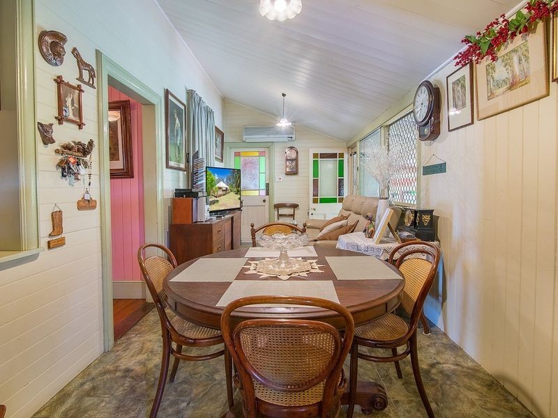 38 Leonard Street, Yamanto QLD 4305