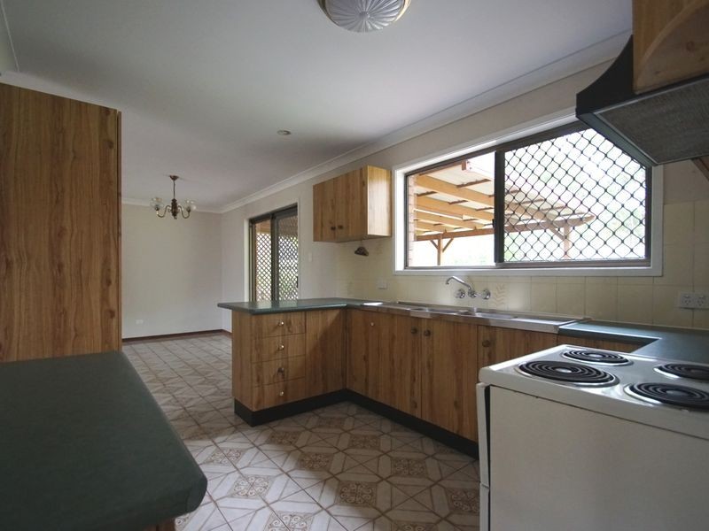 274 Mount Crosby Road, Chuwar QLD 4306