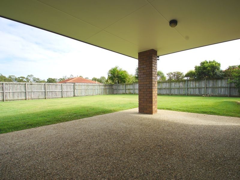 8 Harland Court, Brassall QLD 4305