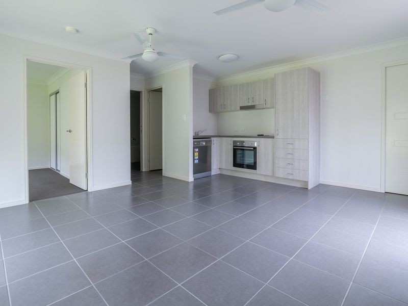 2/22 Nelson Circuit, Brassall QLD 4305