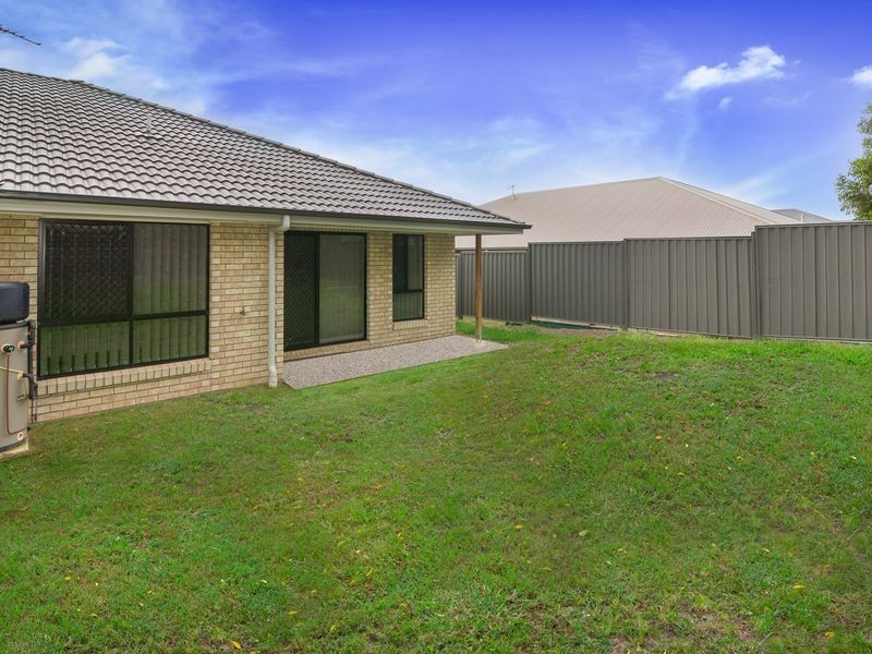 2/22 Nelson Circuit, Brassall QLD 4305