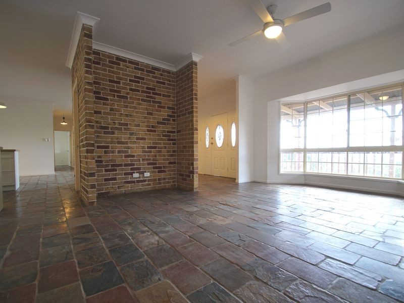 892 Pine Mountain Road, Pine Mountain QLD 4306