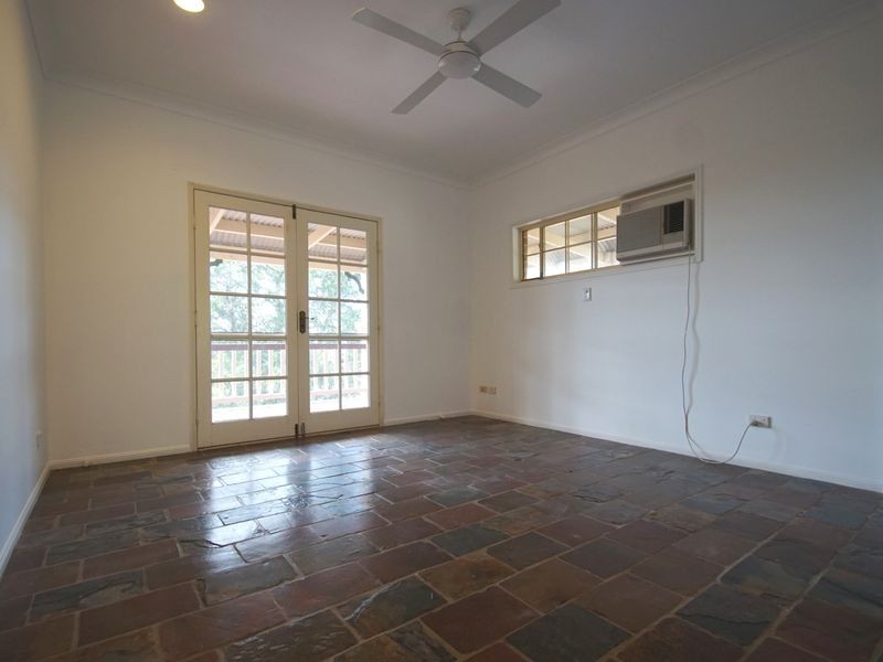 892 Pine Mountain Road, Pine Mountain QLD 4306