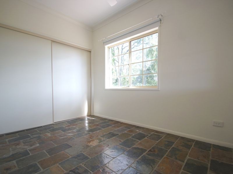 892 Pine Mountain Road, Pine Mountain QLD 4306