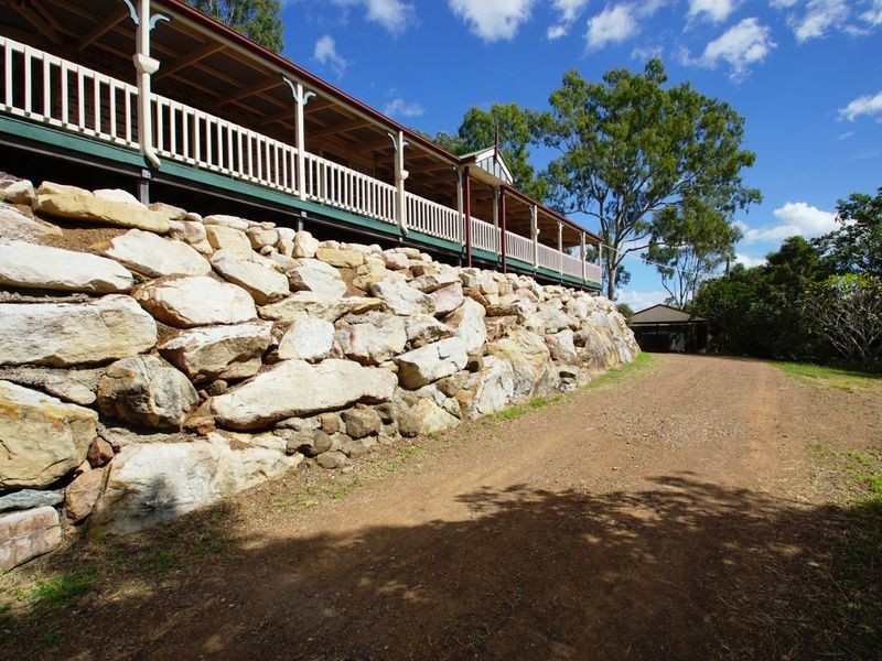 892 Pine Mountain Road, Pine Mountain QLD 4306