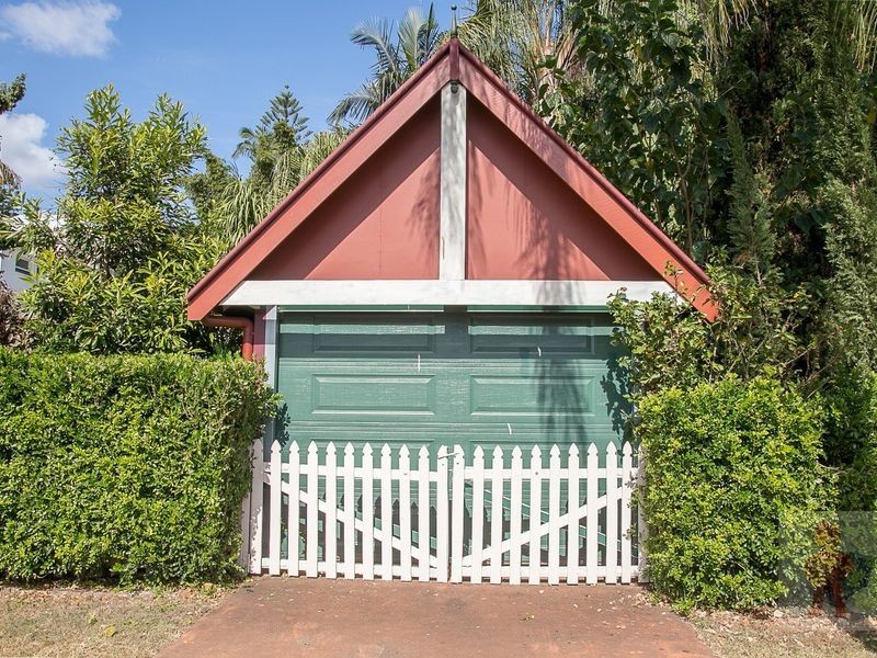 11 Murphy Street, Ipswich QLD 4305