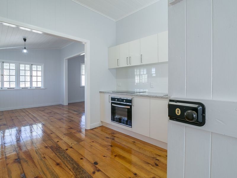 19 River Road, Dinmore QLD 4303
