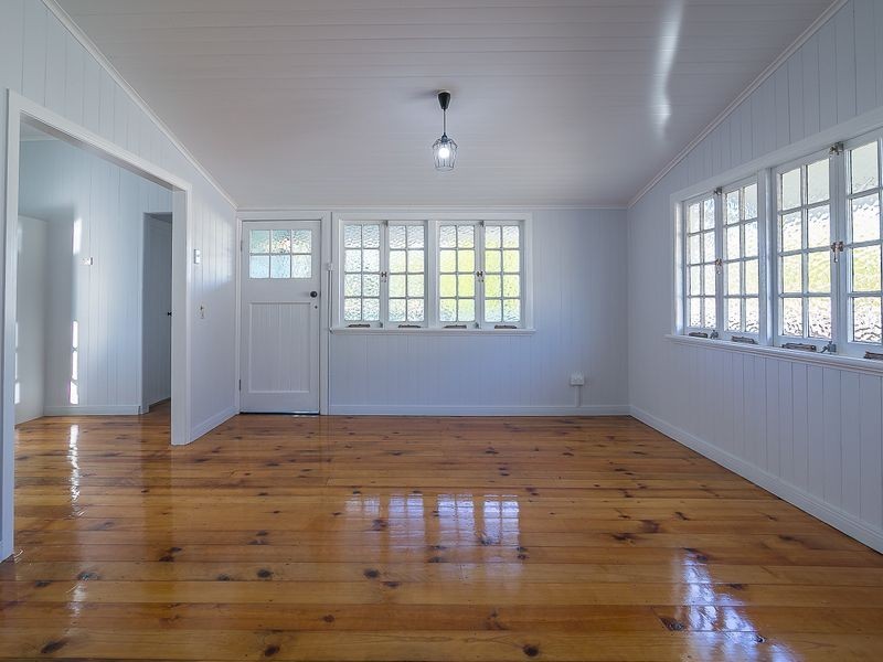 19 River Road, Dinmore QLD 4303