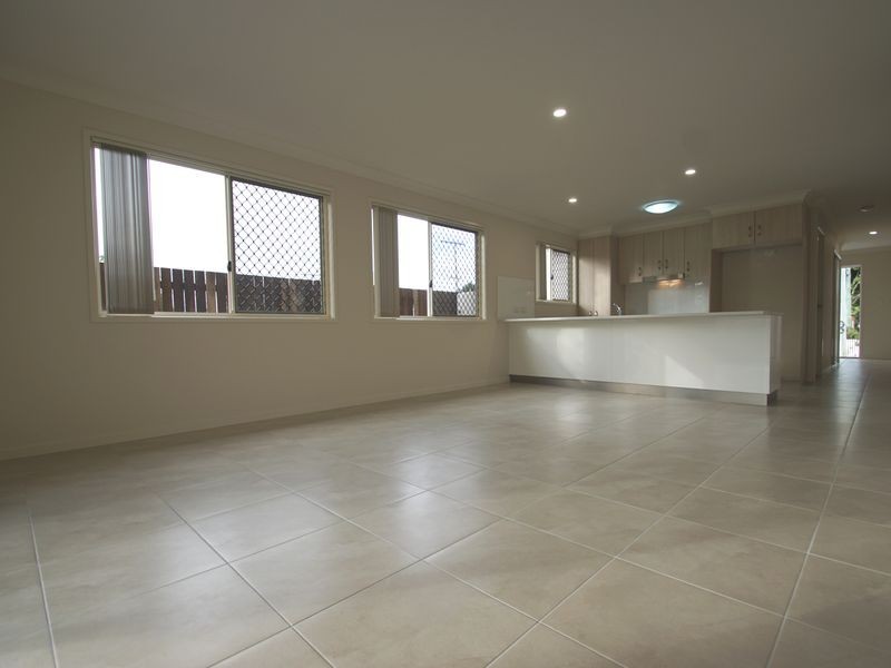 53 Cole Street, Silkstone QLD 4304