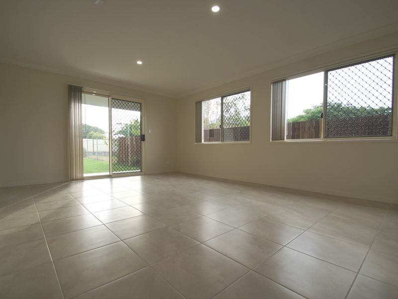 53 Cole Street, Silkstone QLD 4304