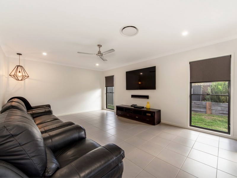 22 Eucalyptus Crescent, Ripley QLD 4306