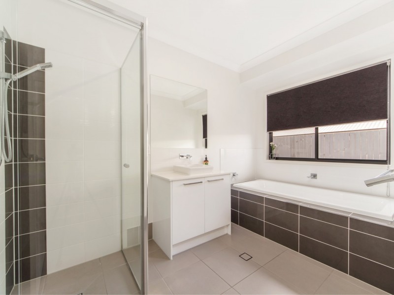 22 Eucalyptus Crescent, Ripley QLD 4306