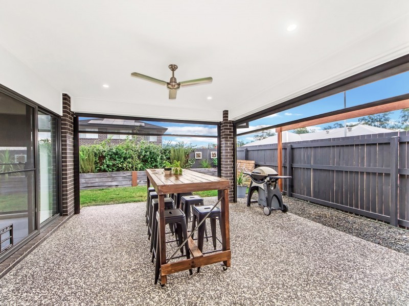 22 Eucalyptus Crescent, Ripley QLD 4306