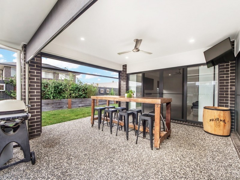 22 Eucalyptus Crescent, Ripley QLD 4306