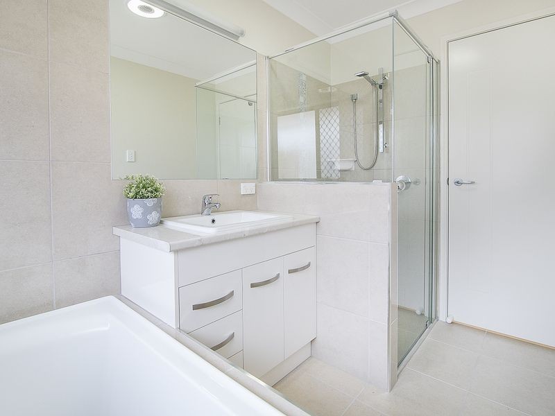 10 Cowie Street, Deebing Heights QLD 4306