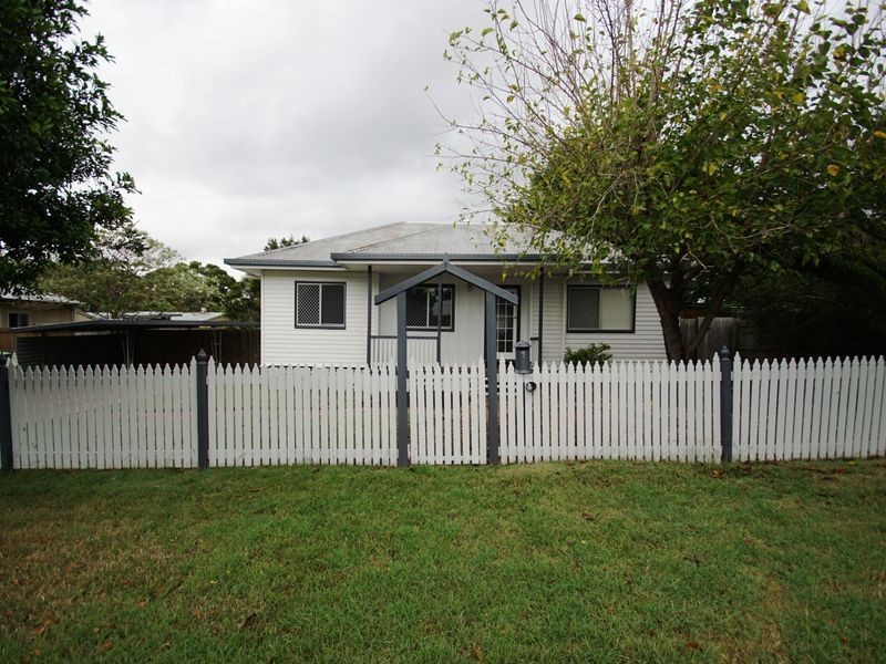 1 Gomer Street, Booval QLD 4304