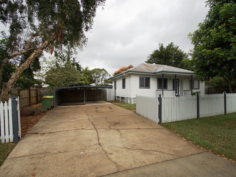 1 Gomer Street, Booval QLD 4304