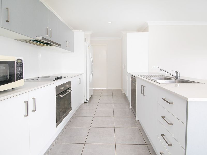 6 Pinehurst Avenue, Leichhardt QLD 4305