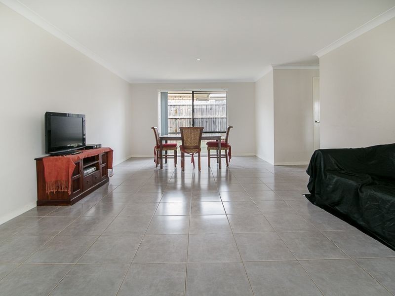6 Pinehurst Avenue, Leichhardt QLD 4305