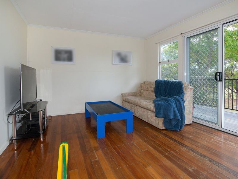 15 Logan Street, North Booval QLD 4304